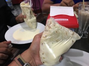 ¿Cómo se come el quesillo Nicaragüense? | Soy Nicaraguense